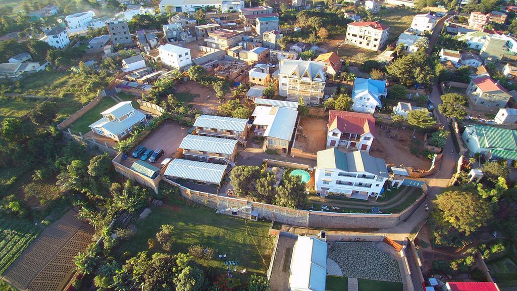 Hotel Chez Jeanne Antananarivo Ngoại thất bức ảnh
